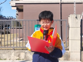 E:\活动日材料上报\2024-2025下学期\思学街小学第10个全国近视防控宣传教育月活动\国旗下讲话3.jpg