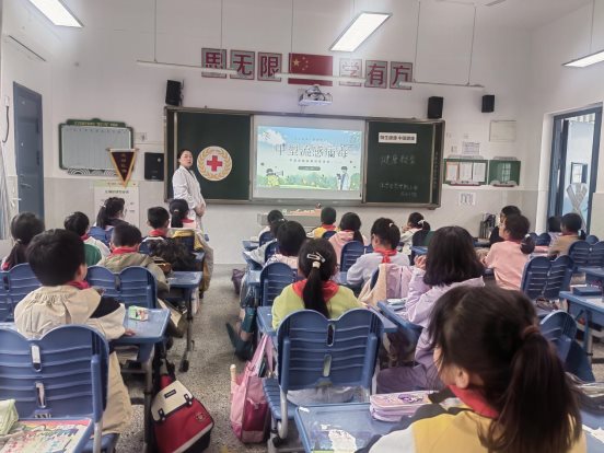 28c5cca8f0c6612193f71b6bd42ed38